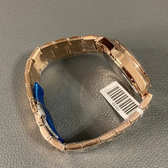 Invicta Rose Gold Men's Watch 69196 42mm